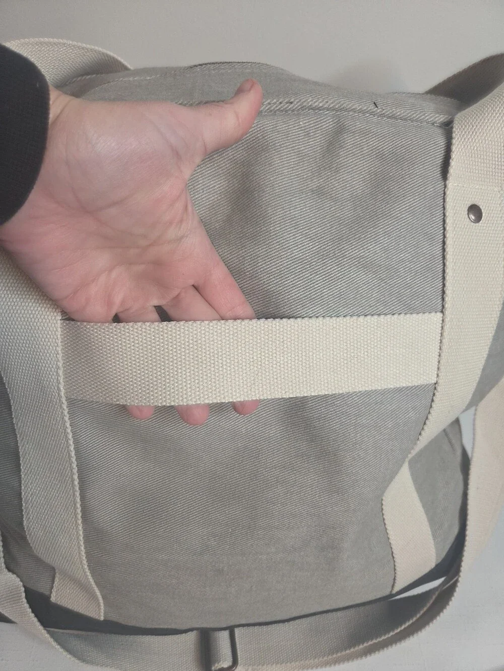 Cutter & Buck Gray Canvas Weekender Tote / Travel Bag